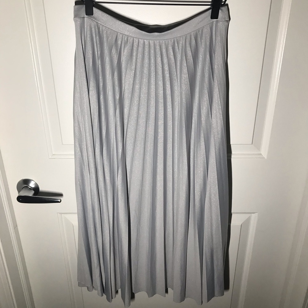 Halogen (Nordstrom) Metallic Pleat Midi Skirt - Picture 6 of 6